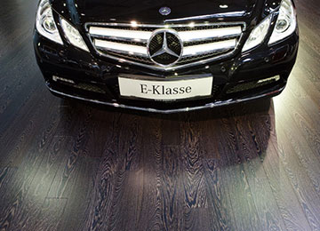 KAINDL地板欣賞--奧地利薩爾斯堡車展奔馳展區(qū)