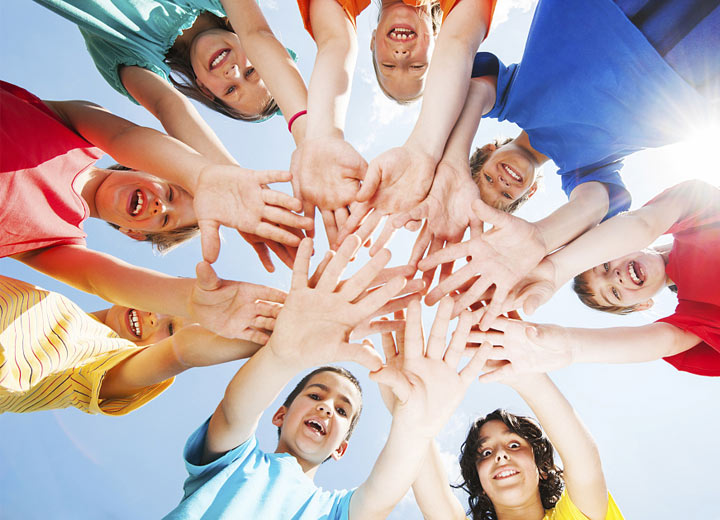 凱得地板 | 奧地利兒童節(jié)騎驢上街發(fā)禮物，還有這種操作？！