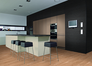 凱得地板母親節(jié) | 比起收到花，媽媽們更想實(shí)現(xiàn)居家自由